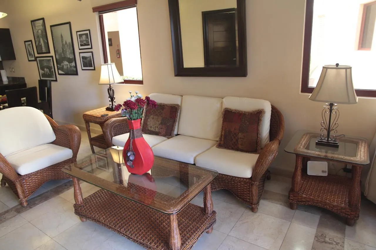 El Faro Ground Level Reef 106 Aparthotel Playa del Carmen 0*,